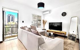 Sandton Lux, 2 Bedroom & 2 Ensuite, No Load Shedding